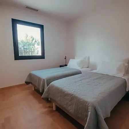 Ovanes Villa La Palme